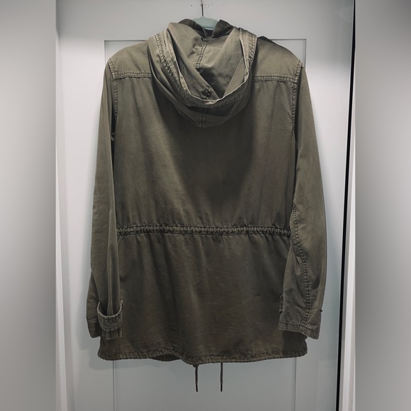 TALULA by ARITZIA Trooper Lived In Utility Jacket Olive Green Hooded Size M - Picture 3 of 6